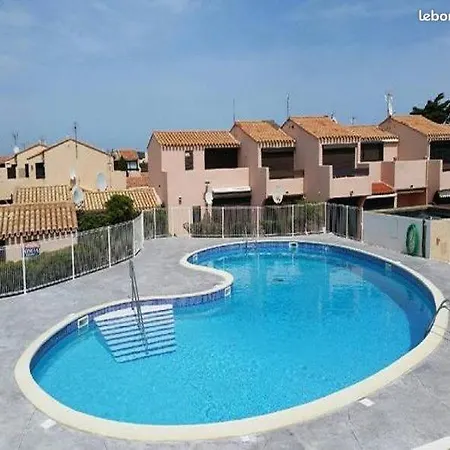 T2 Naturiste Aphrodite Leucate